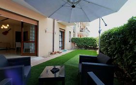 B&B Holidays Artisti